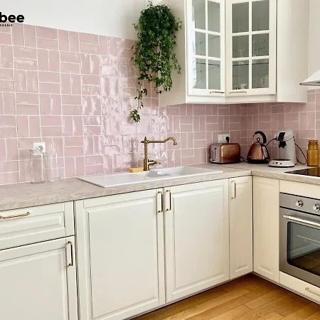 Le Pink Lady Avenue De Champagne شقة إيبيرني